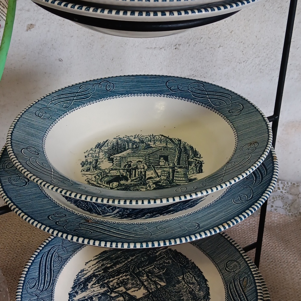 Currier & Ives Blue White Cabin 10” Dinner Plates